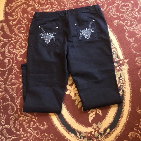 Together dark blue Straight Leg Jeans-size 18 38” round -worn once - Picture 9 of 9